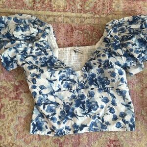 Abercrombie & Fitch Top